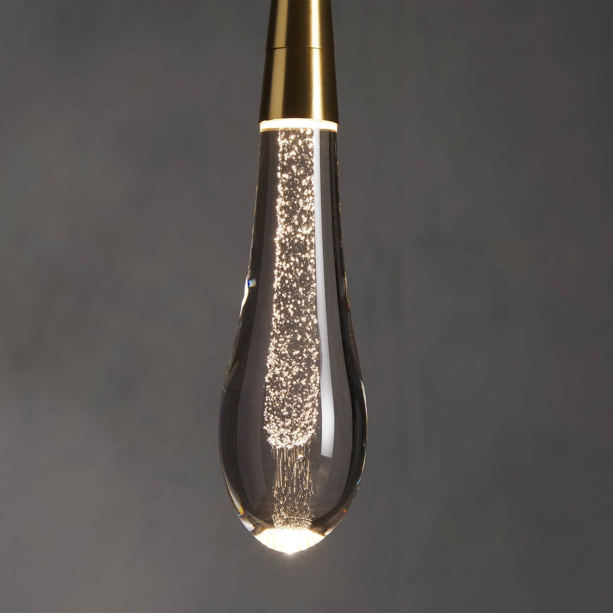 Soltaire Single Pendant Light