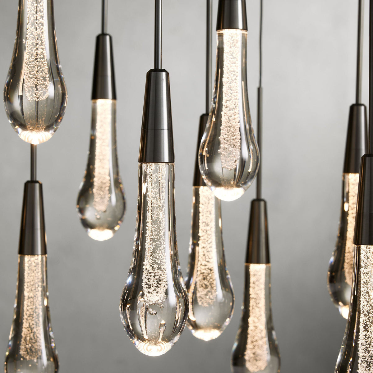 Soltaire Linear Chandelier