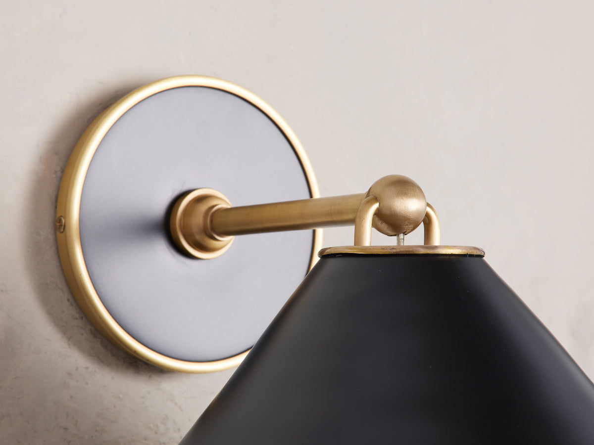 ArnoWall Sconce