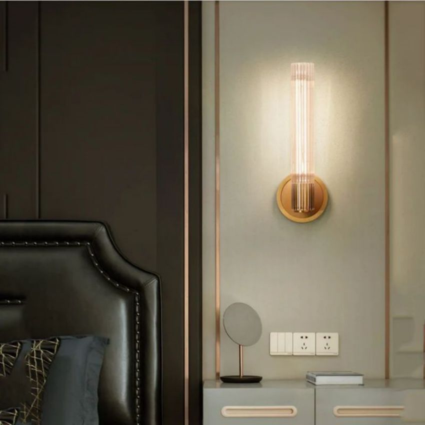 Vallon Glass Wall Sconce