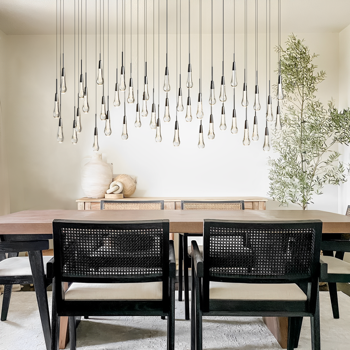 Soltaire Linear Chandelier